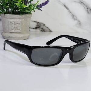 Maui Jim Sunglasses. Stingray Polarized. Black Frame